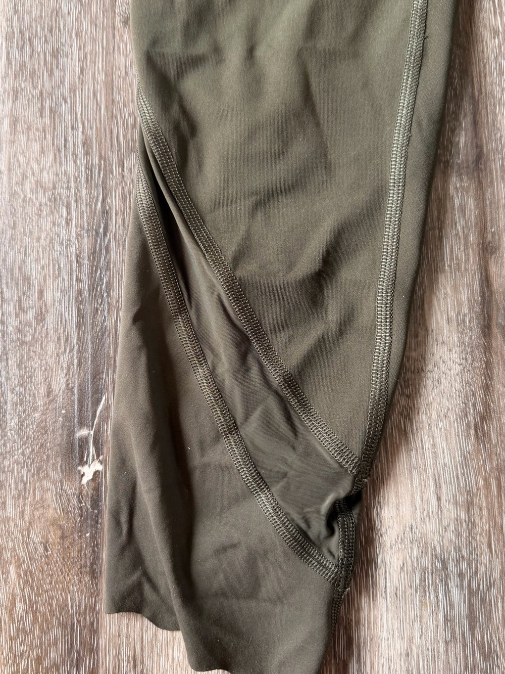 lululemon athletica Olive Green Athletic cropped leggings - Picture 3 of 5